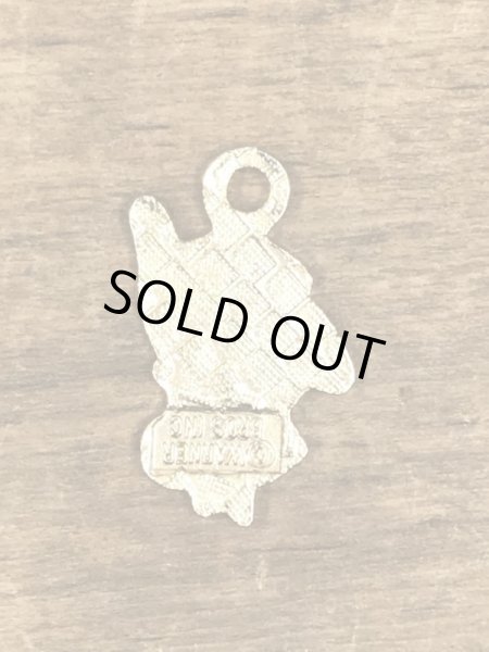 ルーニーテューンズのバッグスバニーの70〜80’sヴィンテージチャーム