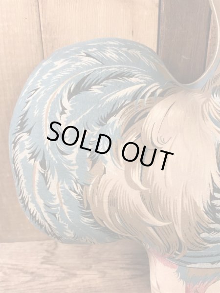 The Toy Works社製のルースターの70年代ビンテージピロードール