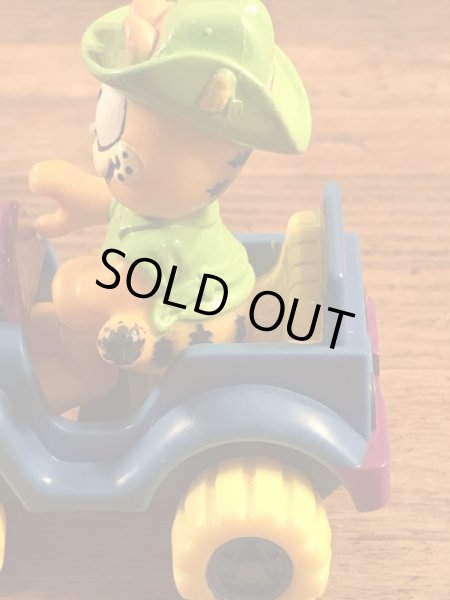 ガーフィールドが四駆に乗った80’sヴィンテージPVCフィギュア