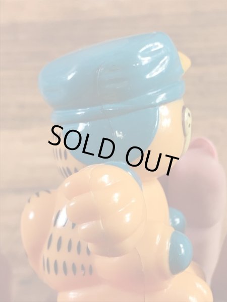 ガーフィールドがスケートボードをしている90’sヴィンテージトイ