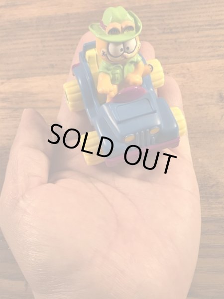 ガーフィールドが四駆に乗っている80’sヴィンテージPVCフィギュア