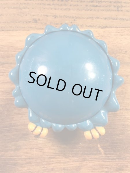 ガーフィールドが浮き輪に乗っている90年代ビンテージフィギュア