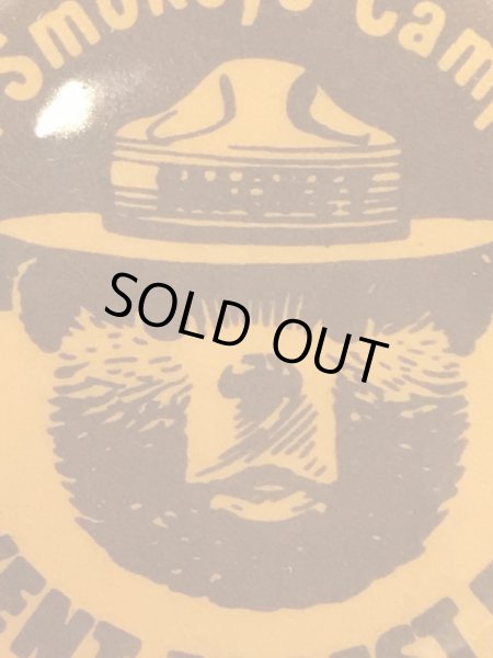 企業キャラクターのスモーキーベアの80’s〜ヴィンテージ缶バッチ