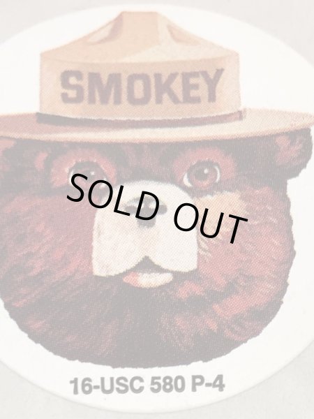 アドバタイジングキャラクターのスモーキーベアの90年代〜ビンテージステッカー