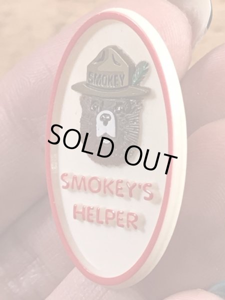 アドバタイジングキャラクターのスモーキーベアの90年代〜ビンテージピンバッジ