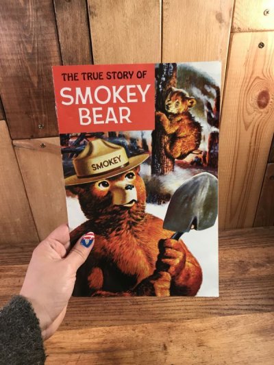 画像2: The True Story Of Smokey Bear Comic Book　スモーキーベア　ビンテージ　コミックブック　企業キャラ　60年代〜