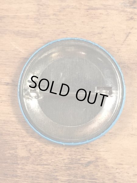 ガーフィールドの金属製のヴィンテージ缶バッチ