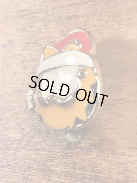 Paws社製のガーフィールドの90年代ビンテージピンバッジ