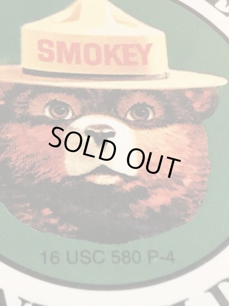 企業キャラクターのスモーキーベアの80’s〜ヴィンテージ缶バッチ