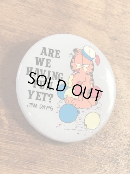 ガーフィールドの金属製のヴィンテージ缶バッチ