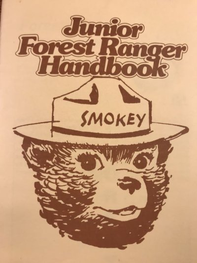 画像1: Smokey Bear Junior Forest Ranger Handbook　スモーキーベア　ビンテージ　ハンドブック　企業キャラ　80年代