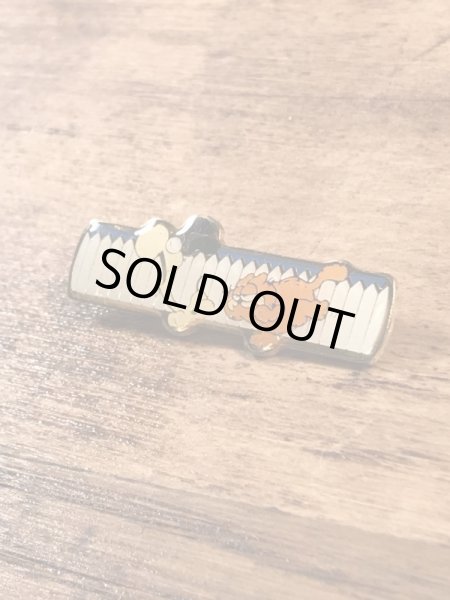 ガーフィールドとオーディーのエナメル加工の80年代ビンテージヘアピン