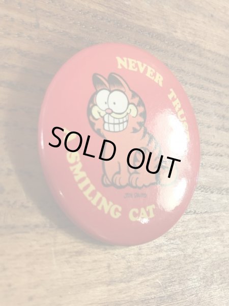 ガーフィールドとメッセージが書かれた80年代ビンテージ缶バッジ