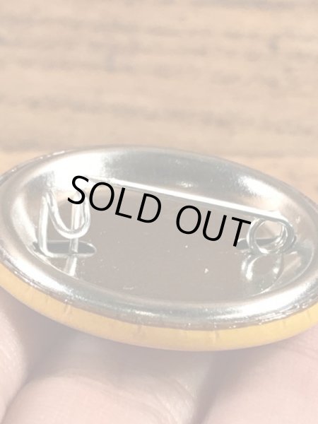 アドバタイジングキャラクターのスモーキーベアの80年代〜ビンテージ缶バッジ