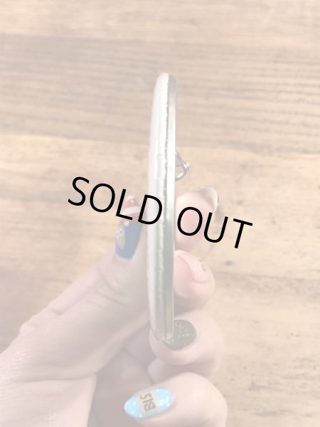 アドバタイジングキャラクターのスモーキーベアの80年代〜ビンテージ缶バッジ