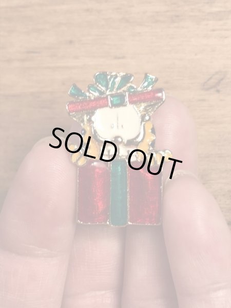 Paws社製のガーフィールドの90年代ビンテージピンバッジ