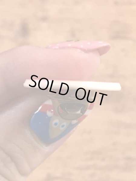 企業キャラクターのスモーキーベアの90’s〜ヴィンテージピンズ