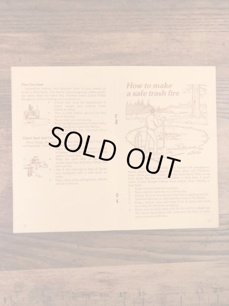 企業キャラクターのスモーキーベアの80’sヴィンテージハンドブック