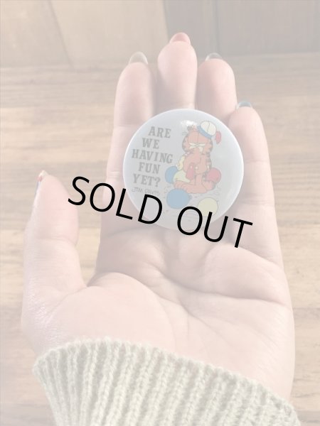 ガーフィールドの金属製のビンテージ缶バッジ