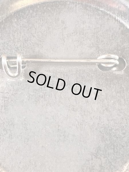 ガーフィールドと親友のクマのぬいぐるみプーキーが描かれた80’sヴィンテージ缶バッチ