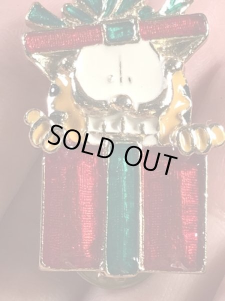 Paws社製のガーフィールドの90年代ビンテージピンバッジ