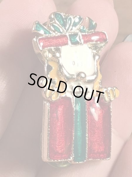 Paws社製のガーフィールドの90年代ビンテージピンバッジ