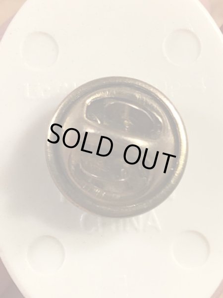 企業キャラクターのスモーキーベアの90’s〜ヴィンテージピンズ