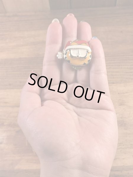 Paws社製のガーフィールドの90年代ビンテージピンバッジ