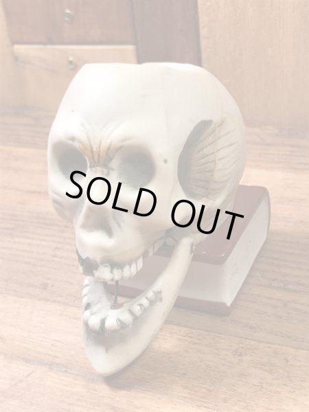 スカルオンブックのメイドインジャパンの50年代ビンテージマッチホルダー