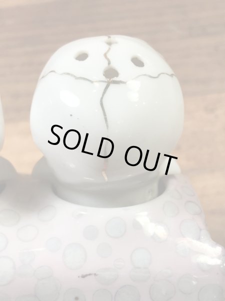 スカルのメイドインジャパン製の50年代ビンテージソルト&ペッパー