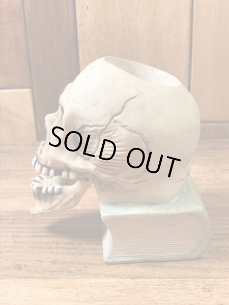 顎がゆらゆら揺れるスカルオンブックの50’sヴィンテージマッチホルダー