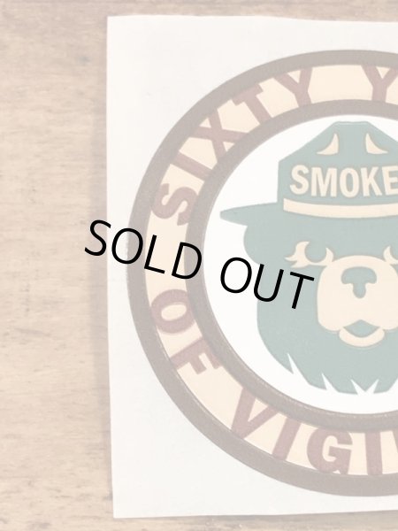 企業キャラクターのスモーキーベアの90’s〜ヴィンテージシール