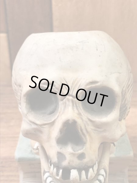 スカルオンブックのメイドインジャパンの50年代ビンテージマッチホルダー