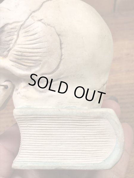 顎がゆらゆら揺れるスカルオンブックの50’sヴィンテージマッチホルダー