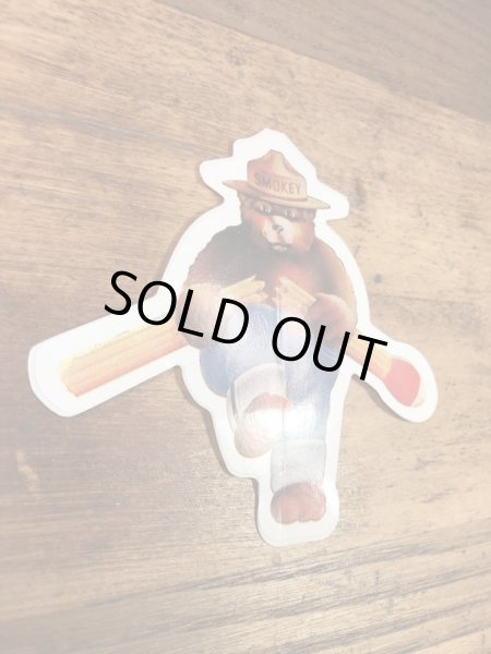 企業キャラクターのスモーキーベアの90’s〜ヴィンテージシール