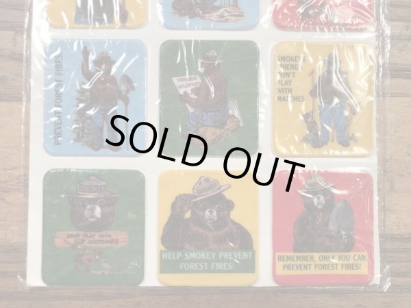 企業キャラクターのスモーキーベアの80’s〜ヴィンテージステッカーシート