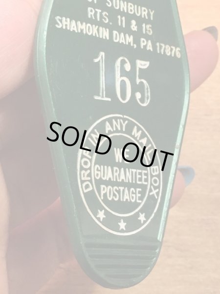 アメリカのモーテル「HOLIDAY INNホリデイイン」のルームキーで使用されていた70年代ビンテージモーテルキー