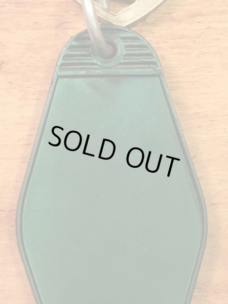 アメリカのモーテル「HOLIDAY INNホリデイイン」のルームキーで使用されていた70年代ビンテージモーテルキー