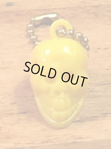 画像1: Skull Keychain”Yellow”　スカルキーチェーン　キーホルダー　ビンテージ　60〜70年代 (1)