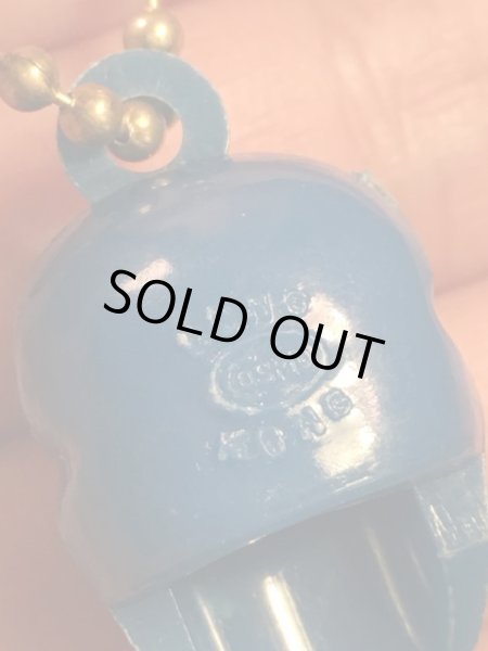 ガムボールマシンのスカルのヴィンテージキーホルダー