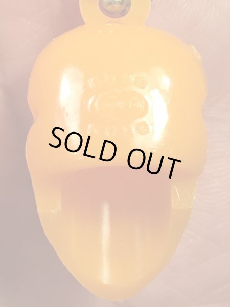 ガムボールマシンのスカルのヴィンテージキーホルダー