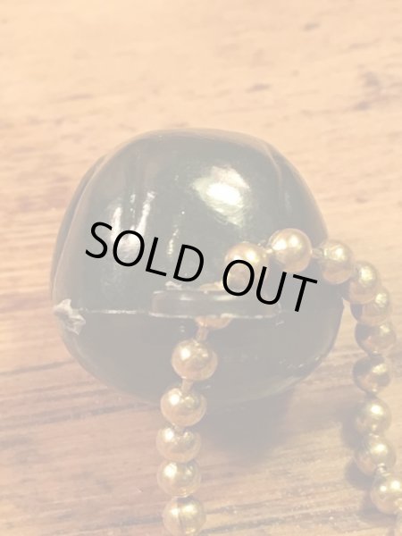 ガムボールマシンのスカルのヴィンテージキーホルダー