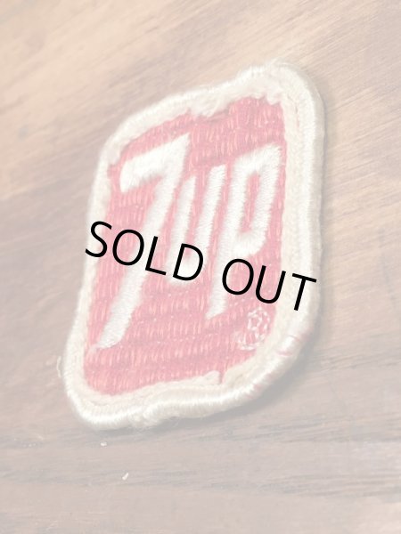 7upの貼付けタイプのビンテージ刺繡ワッペン