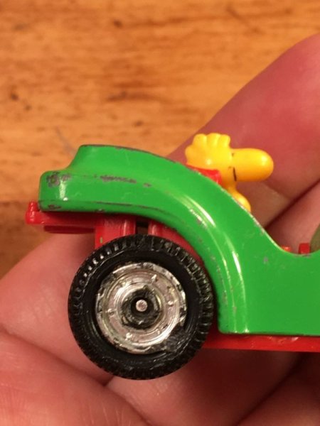 70〜80年代頃のスヌーピーの仲間のウッドストックのビンテージミニカー