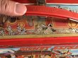 ディズニーキャラクターやミッキーマウスが描かれた金属製の70’sヴィンテージランチボックス