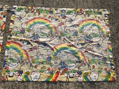 画像1: Peanuts Gang Snoopy Rainbow Mini Curtain Set　スヌーピー　ビンテージ　カーテン　ピーナッツギャング　70年代 