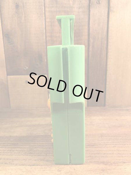 セサミストリートのアーニーとバートの8070’sヴィンテージラジオ機