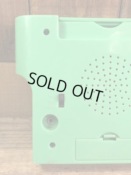 セサミストリートのアーニーとバートの8070’sヴィンテージラジオ機