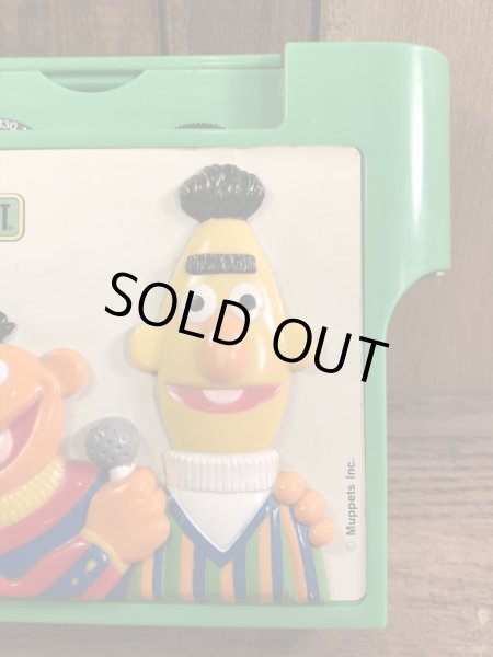 セサミストリートのアーニーとバートの80年代ビンテージラジオ