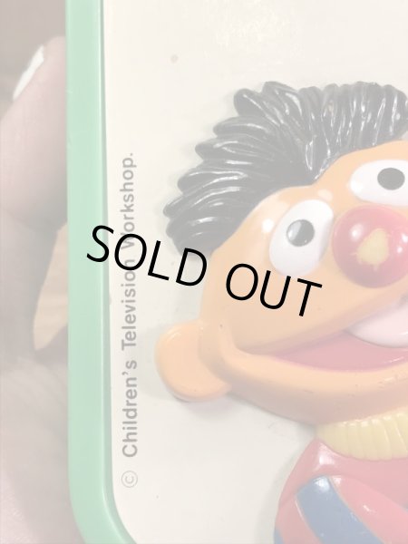 セサミストリートのアーニーとバートの8070’sヴィンテージラジオ機